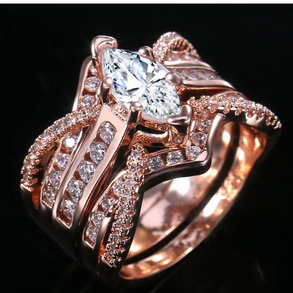Jewelry - 18k Rose Gold Filled Ring White Sapphire Luxury